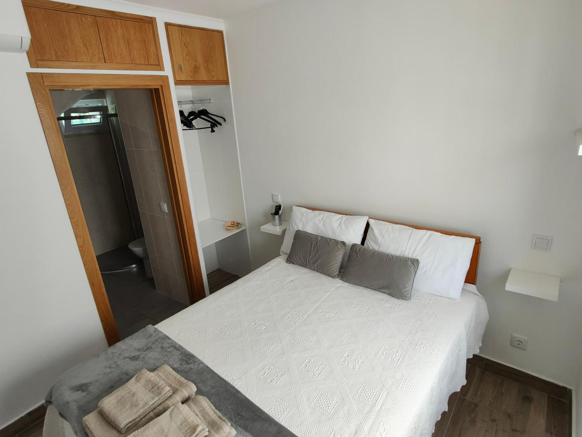 Casa Da Avo - City Center - Private Bedrooms Lagos Room photo
